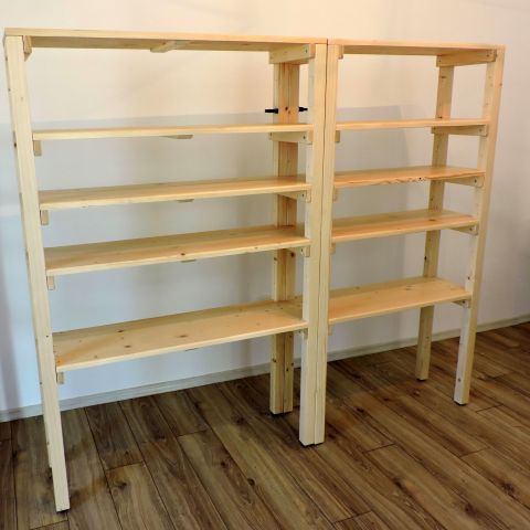 Rafturi depozitare pentru beci