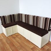 Colţar bucătărie din lemn