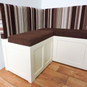 Colţar bucătărie din lemn