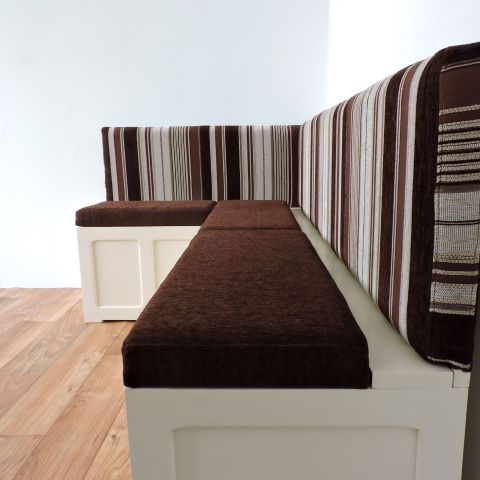 Colţar bucătărie din lemn