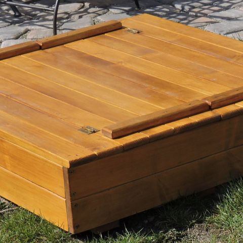 Ladă de nisip din lemn cu băncuţe