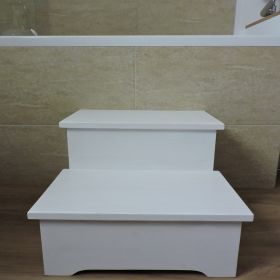 Înălţător cu două trepte