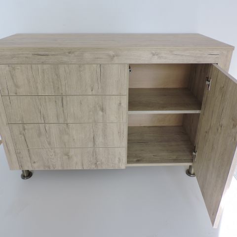 Comodă cu sertare si uşă